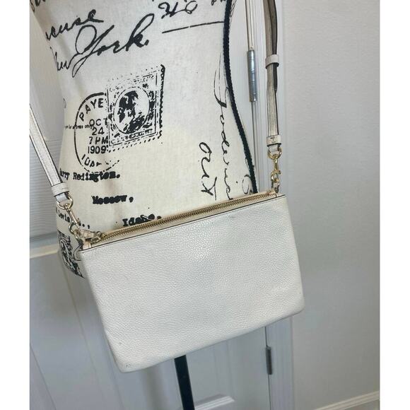 COACH CROSSBODY TEA ROSE WILLOW LEATHER CHALK COLOR VERSATILE ICONIC - Picture 7 of 16